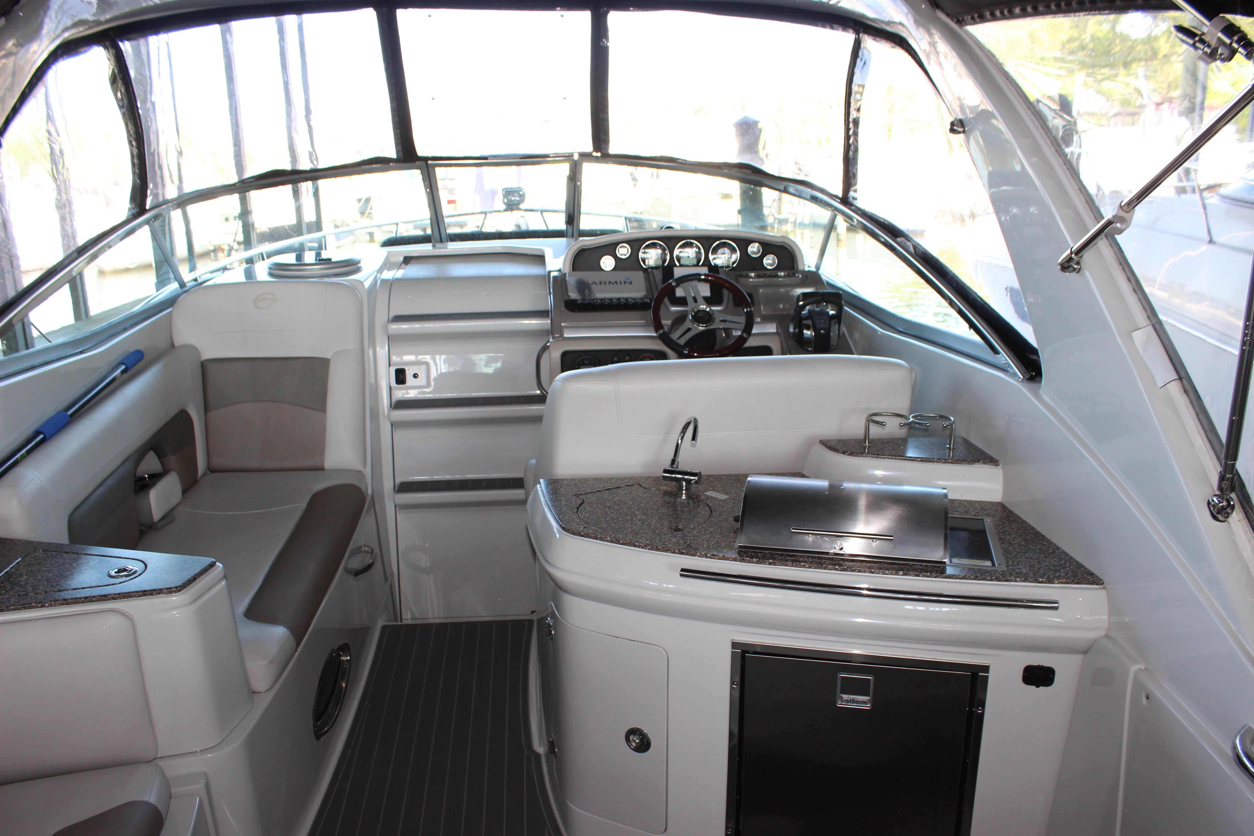 2021-crownline-294-cr-power-9785274-20250507081159053-1_XLARGE