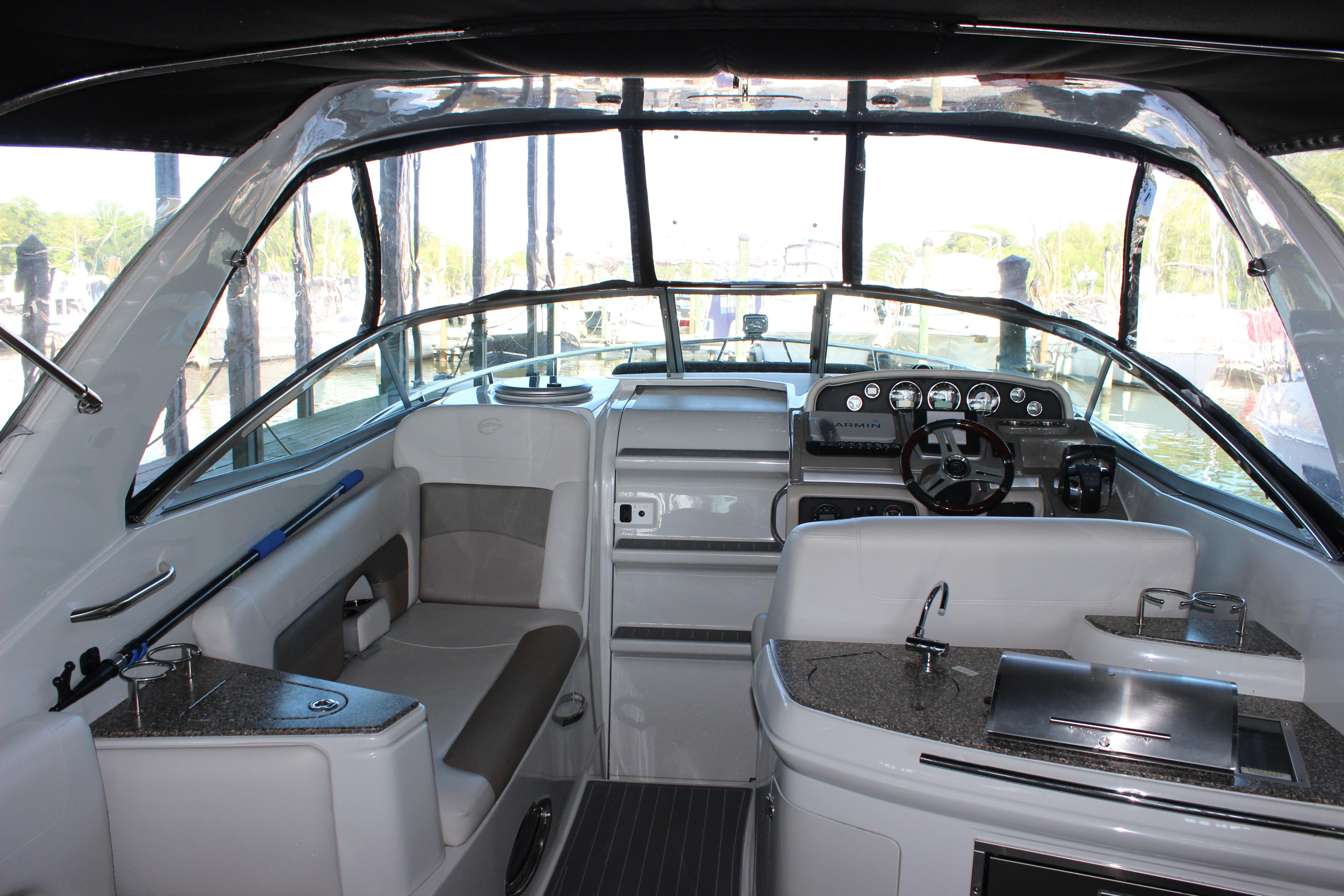 2021-crownline-294-cr-power-9785274-20250507081203747-1_XLARGE