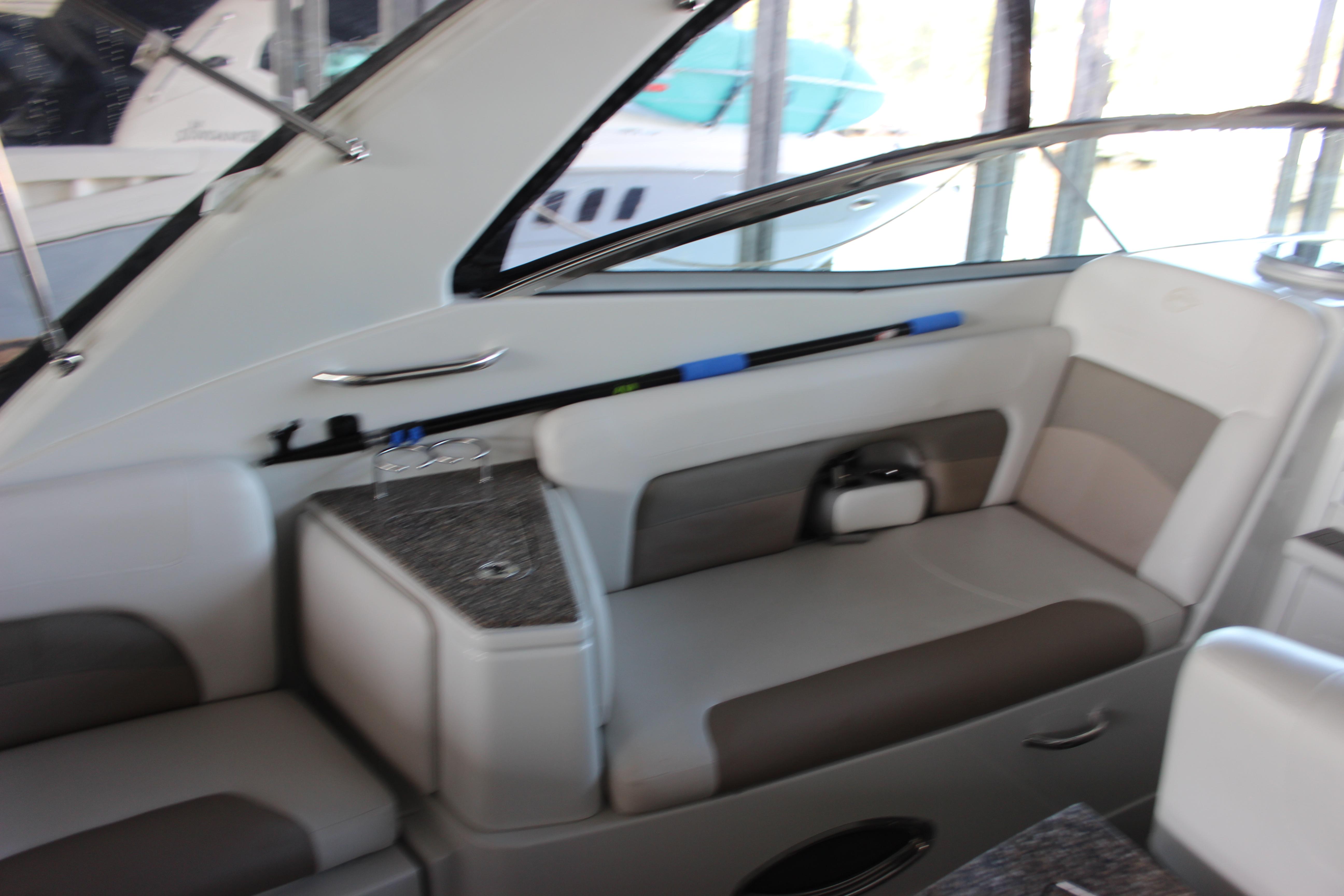 2021-crownline-294-cr-power-9785274-20250507081220855-1_XLARGE