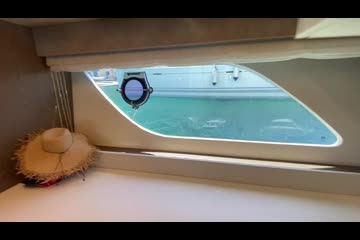 Ferretti Yachts 550 video