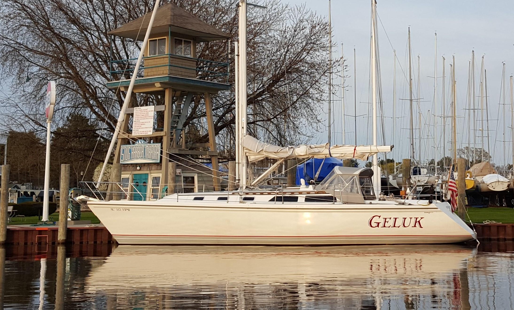 Geluk, a 1989 Catalina 42