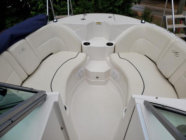 2007 Monterey boat for sale, model of the boat is 220 EX & Image # 13 of 24