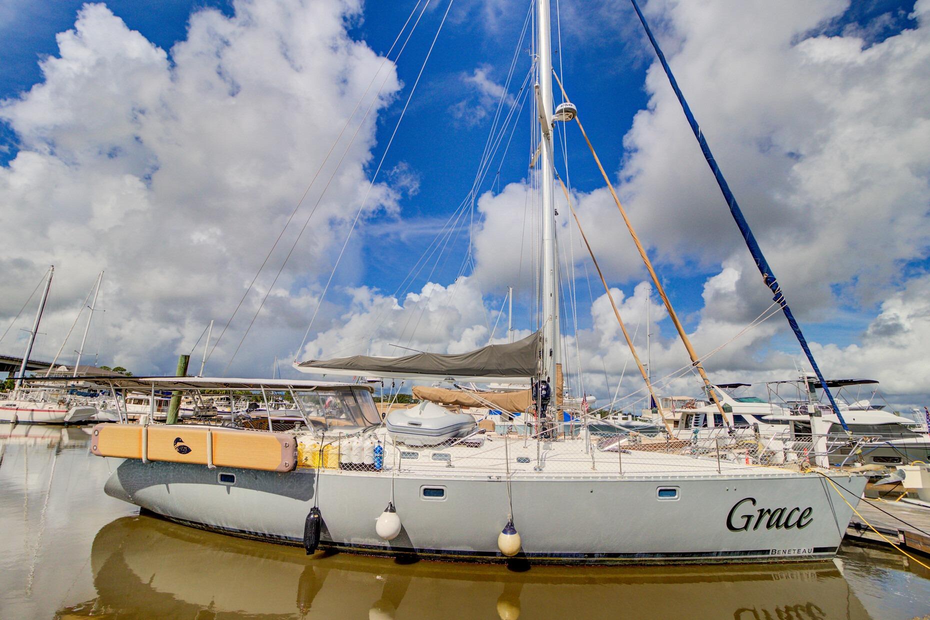 Yacht Photos Pics