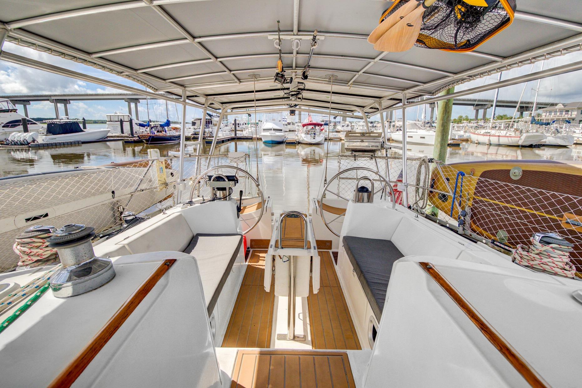 Yacht Photos Pics