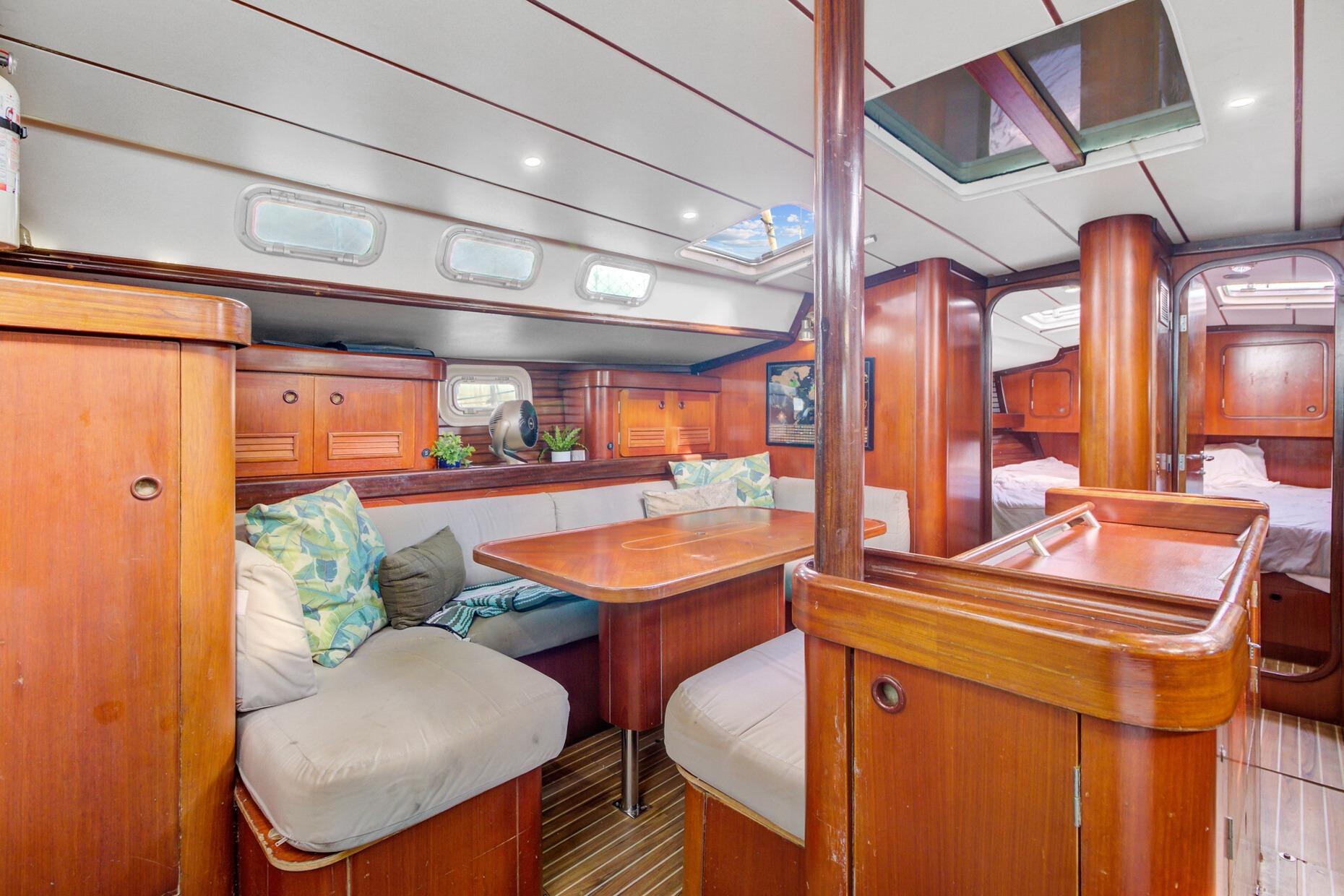 Yacht Photos Pics