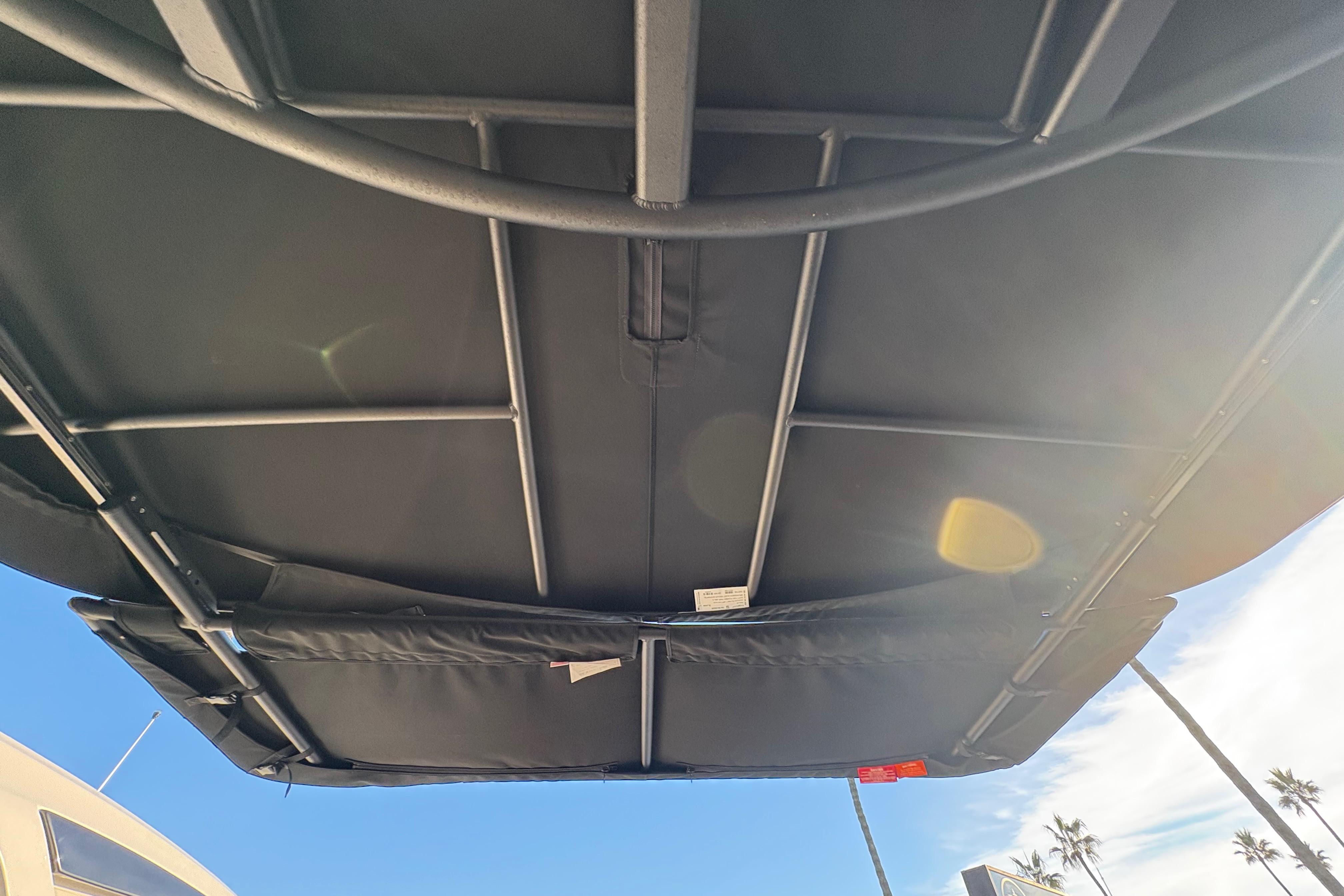 2026 Sea Ray SLX 280 Outboard #S1404H inventory image at Sun Country Marine Group, Newport Beach