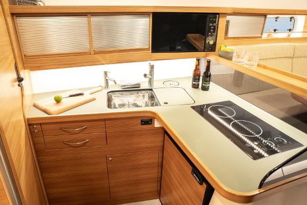 40' Dragonfly, Listing Number 100917107, - Photo No. 11