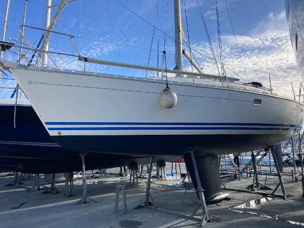 Jeanneau_Sun_Odyssey_37_1