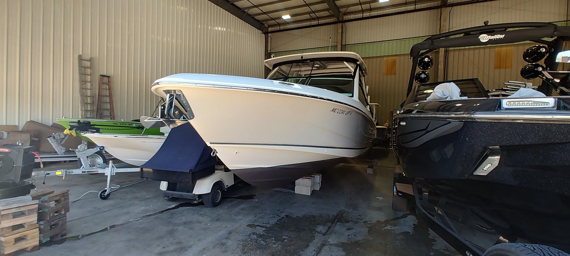 2021-boston-whaler-280-vantage-power-9795296-20250518103851862-1_XLARGE