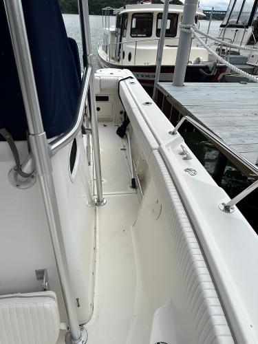 23' Boston Whaler, Listing Number 100911325, Image No. 15