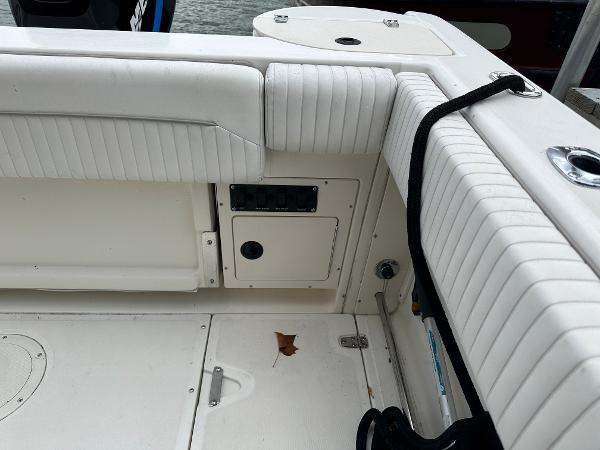 23' Boston Whaler, Listing Number 100911325, - Photo No. 17