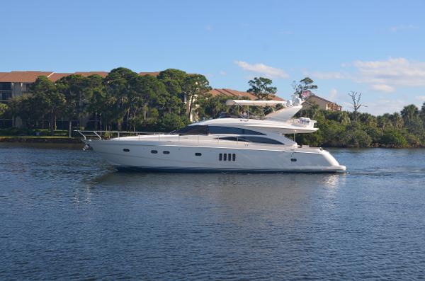 2006 Princess 67 Flybridge
