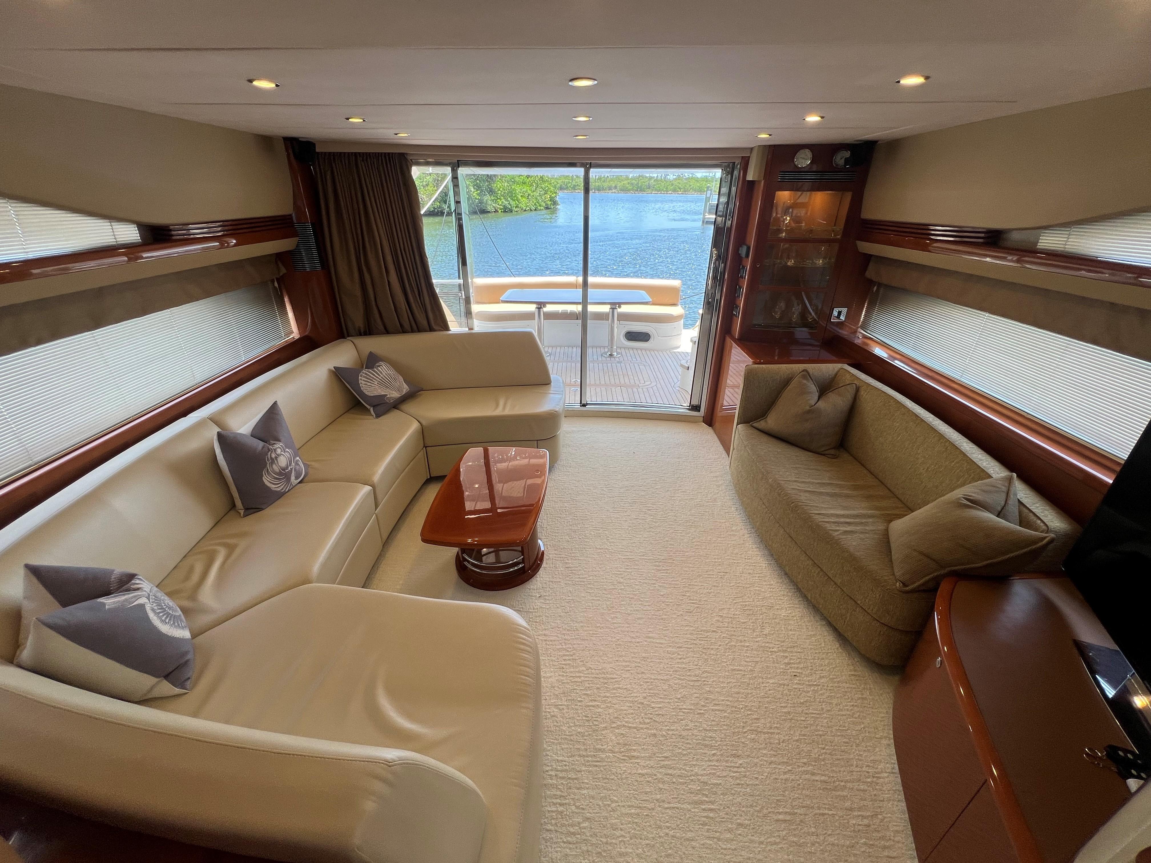 2006-princess-67-flybridge-power-9755301-20250529055910974-1_XLARGE
