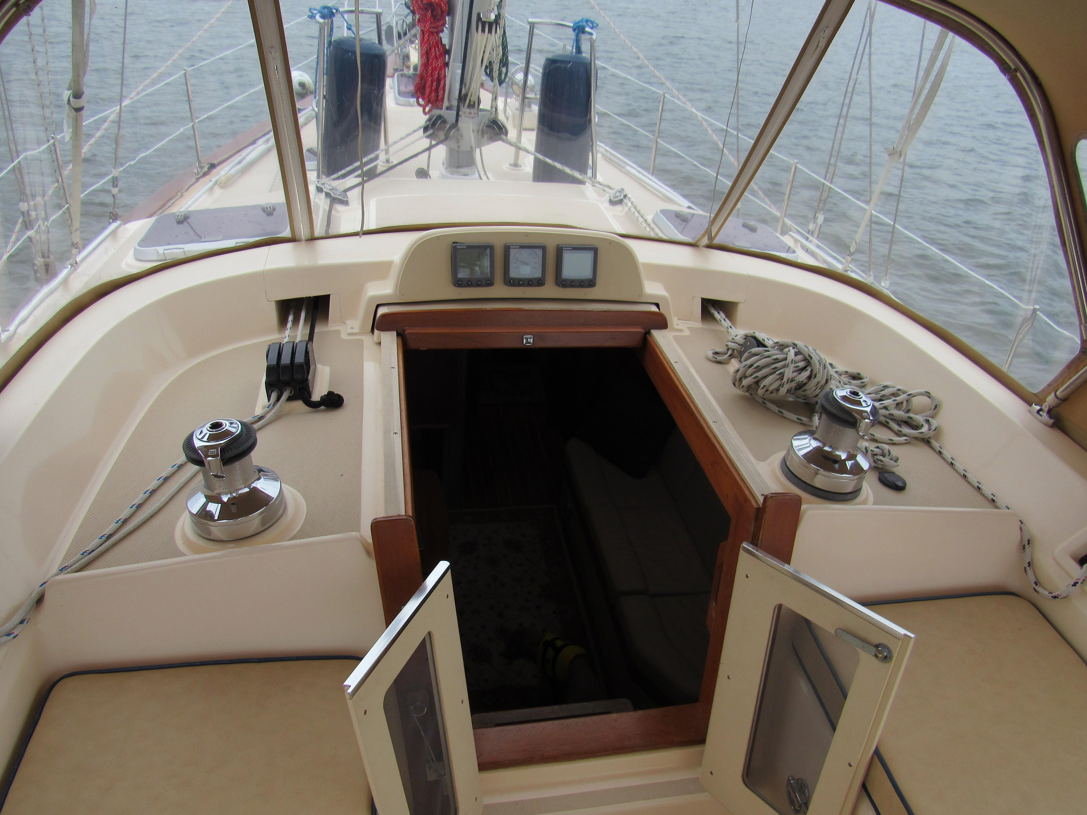 Companionway with Cafe Doors