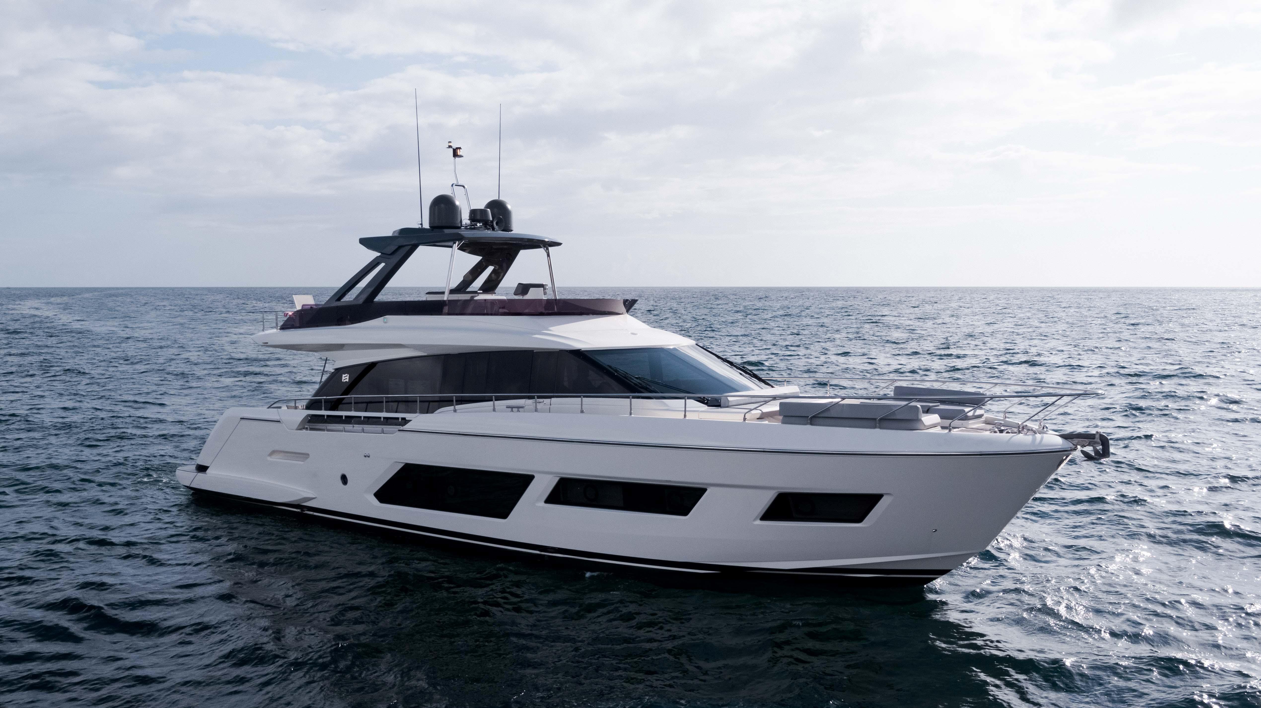 2019 Ferretti Yachts 670
