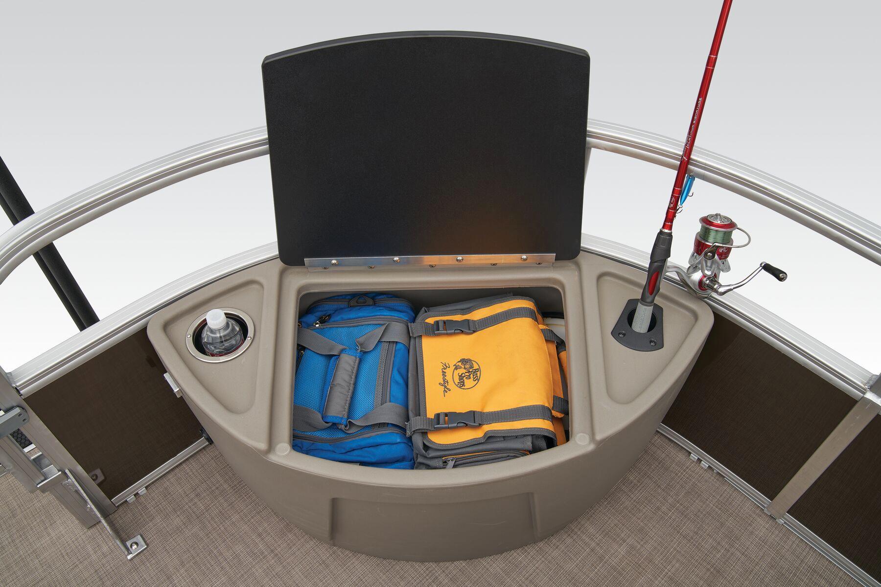 Sun Tracker Sportfish 24 XP3