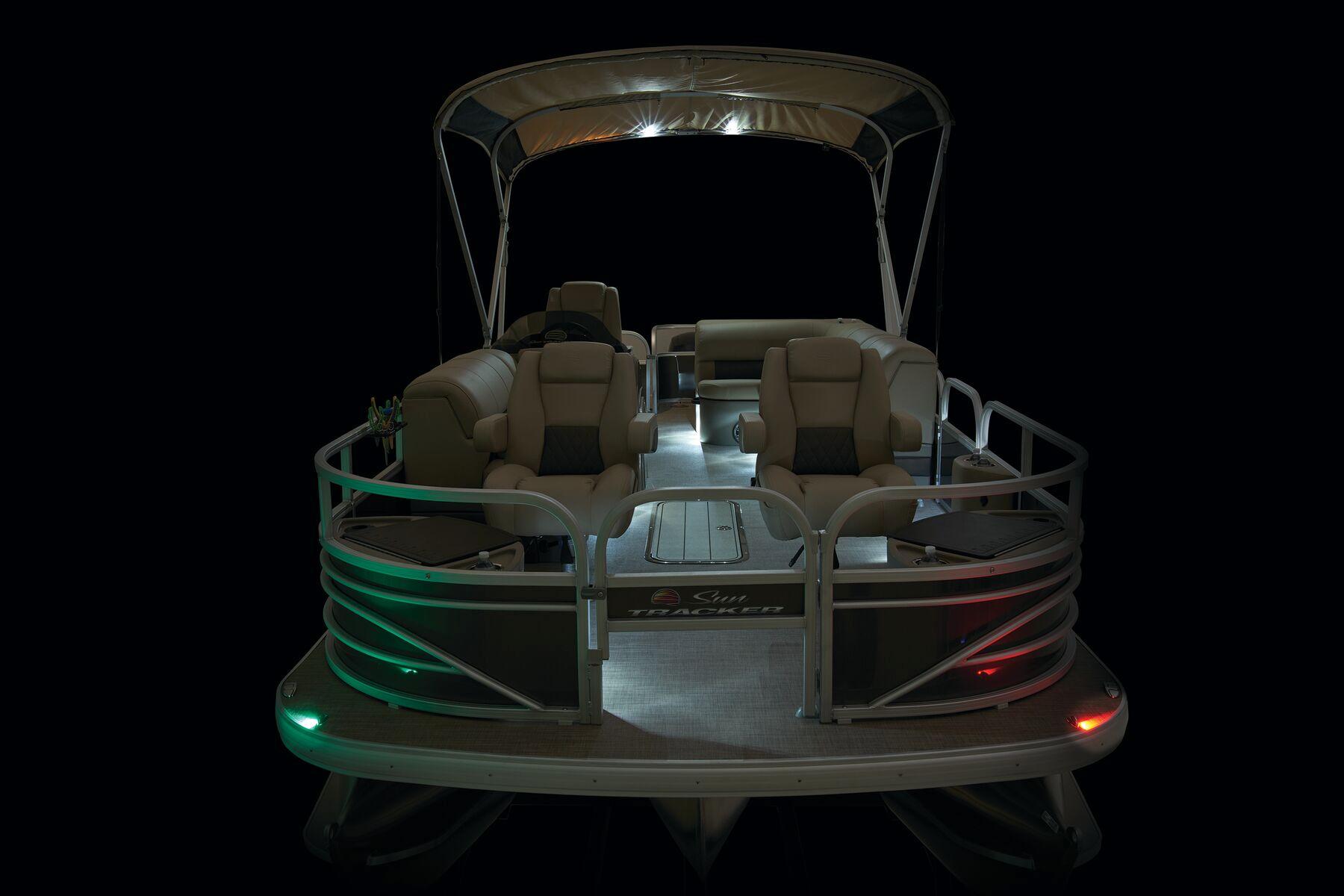 Sun Tracker Sportfish 24 XP3