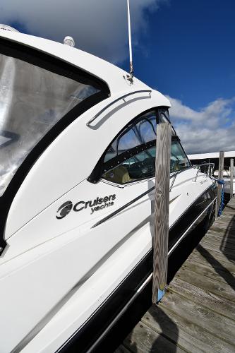 38' Cruisers Yachts, Listing Number 100910612, Image No. 3