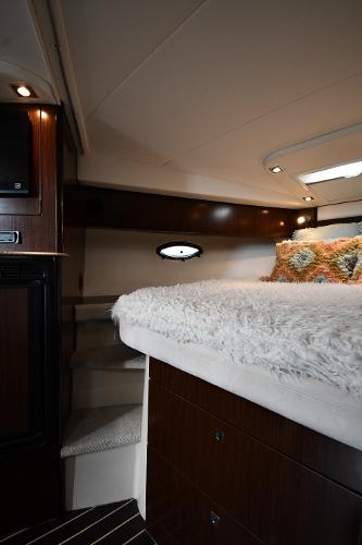 38' Cruisers Yachts, Listing Number 100910612, Image No. 40