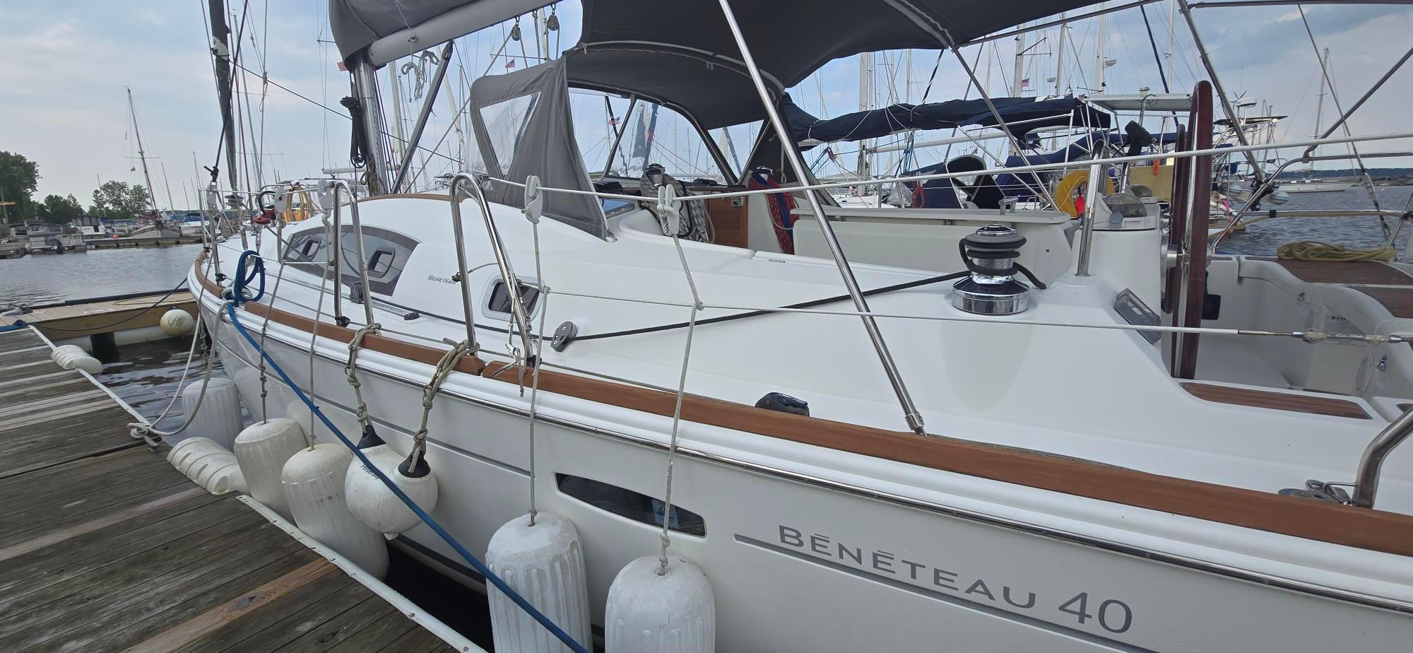 Yacht Photos Pics