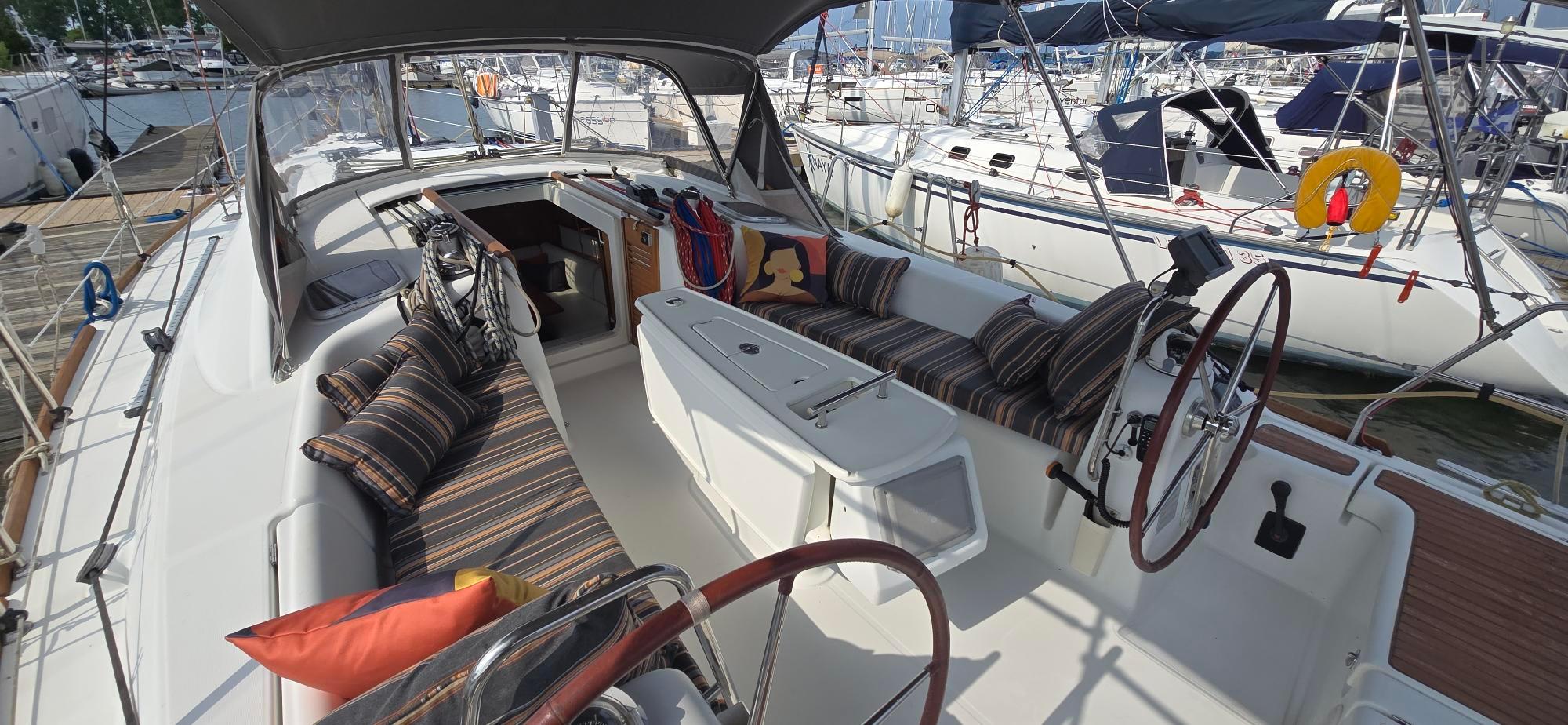 Yacht Photos Pics
