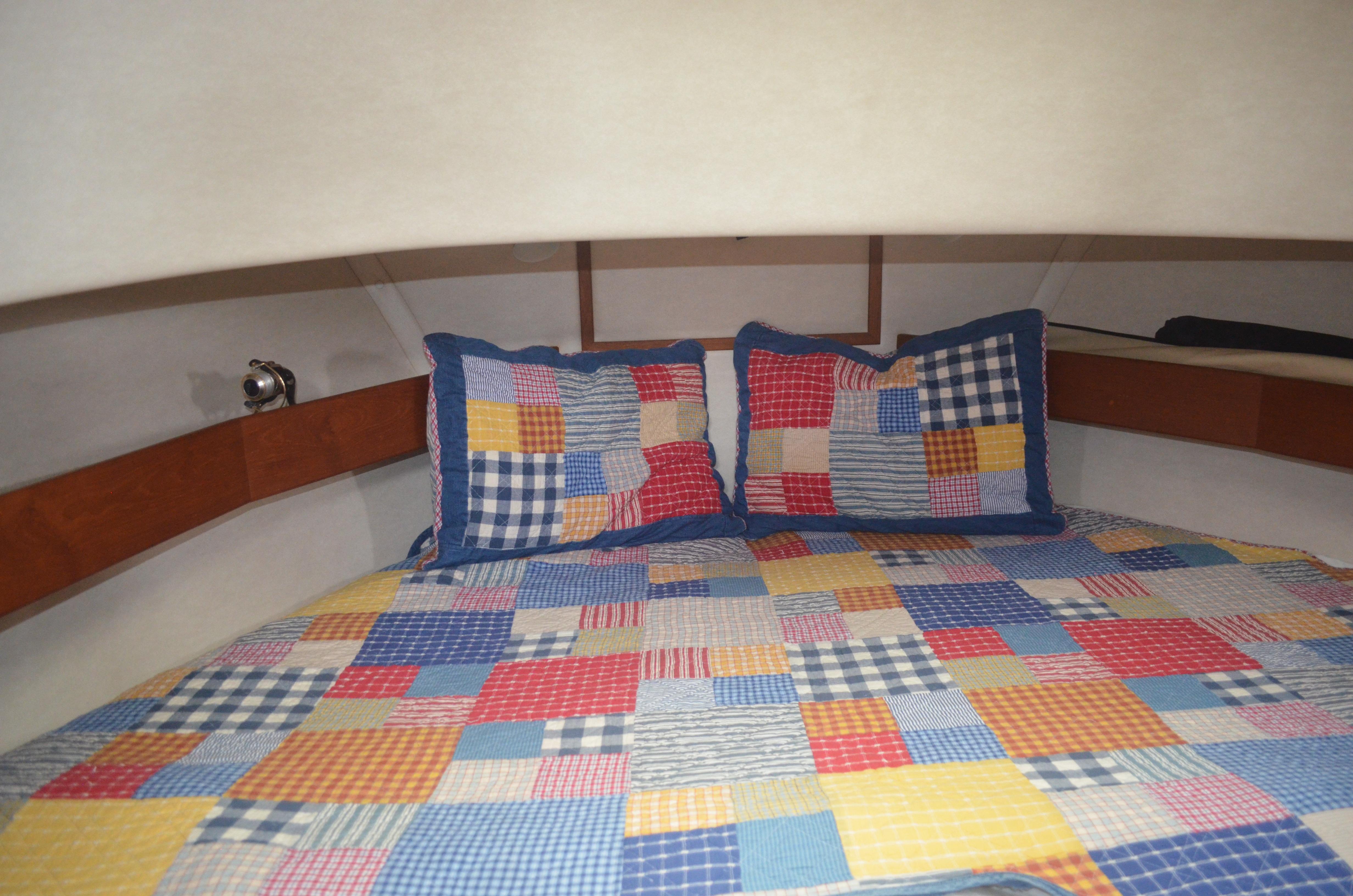 32 ft Nordic Boats 32 Tug Bow stateroom