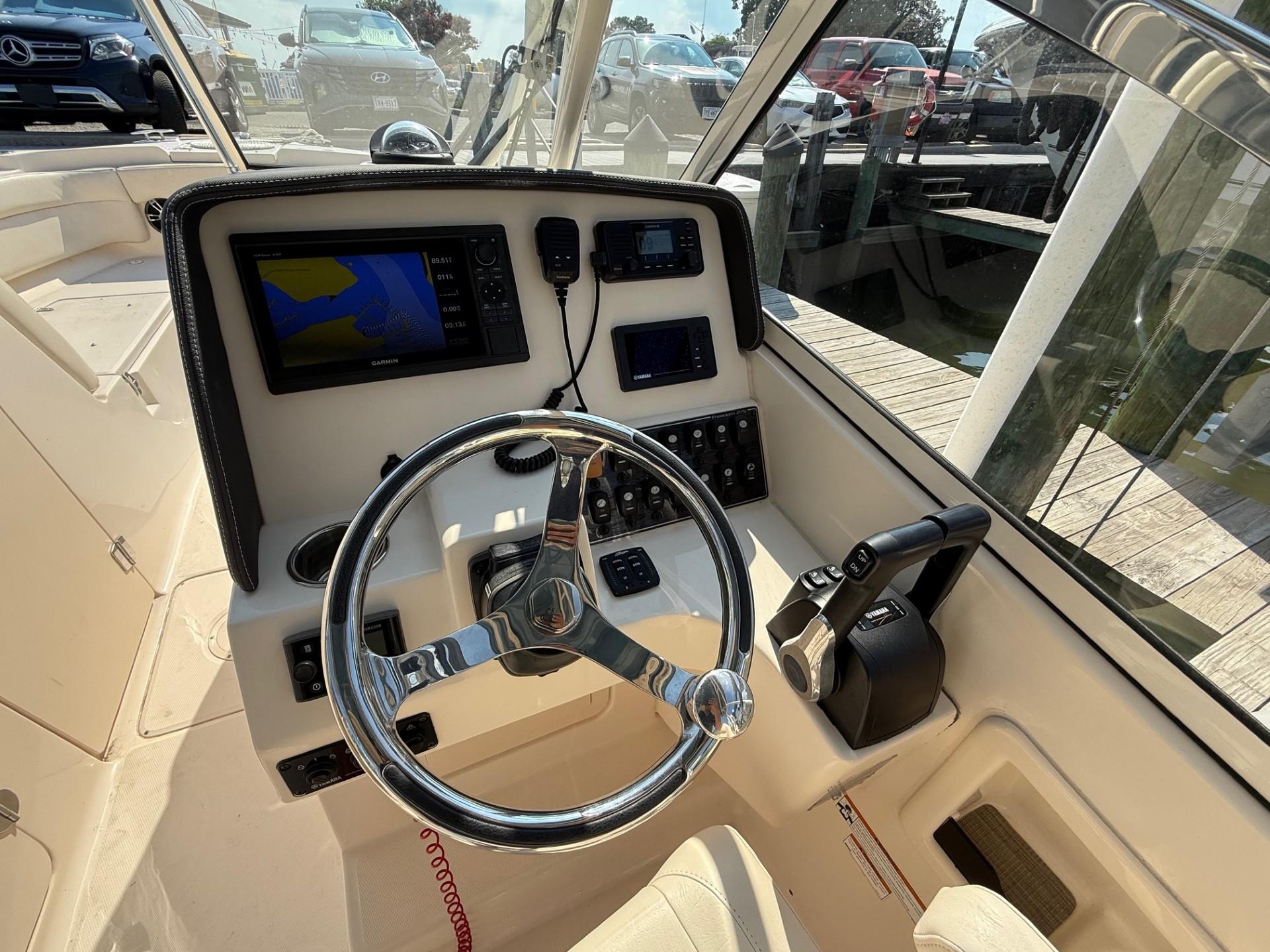 2021-grady-white-freedom-275-power-9885302-20250726134404658-1