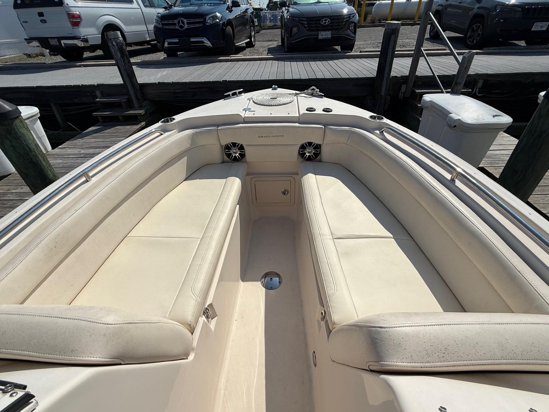 2021-grady-white-freedom-275-power-9885302-20250726134411681-1