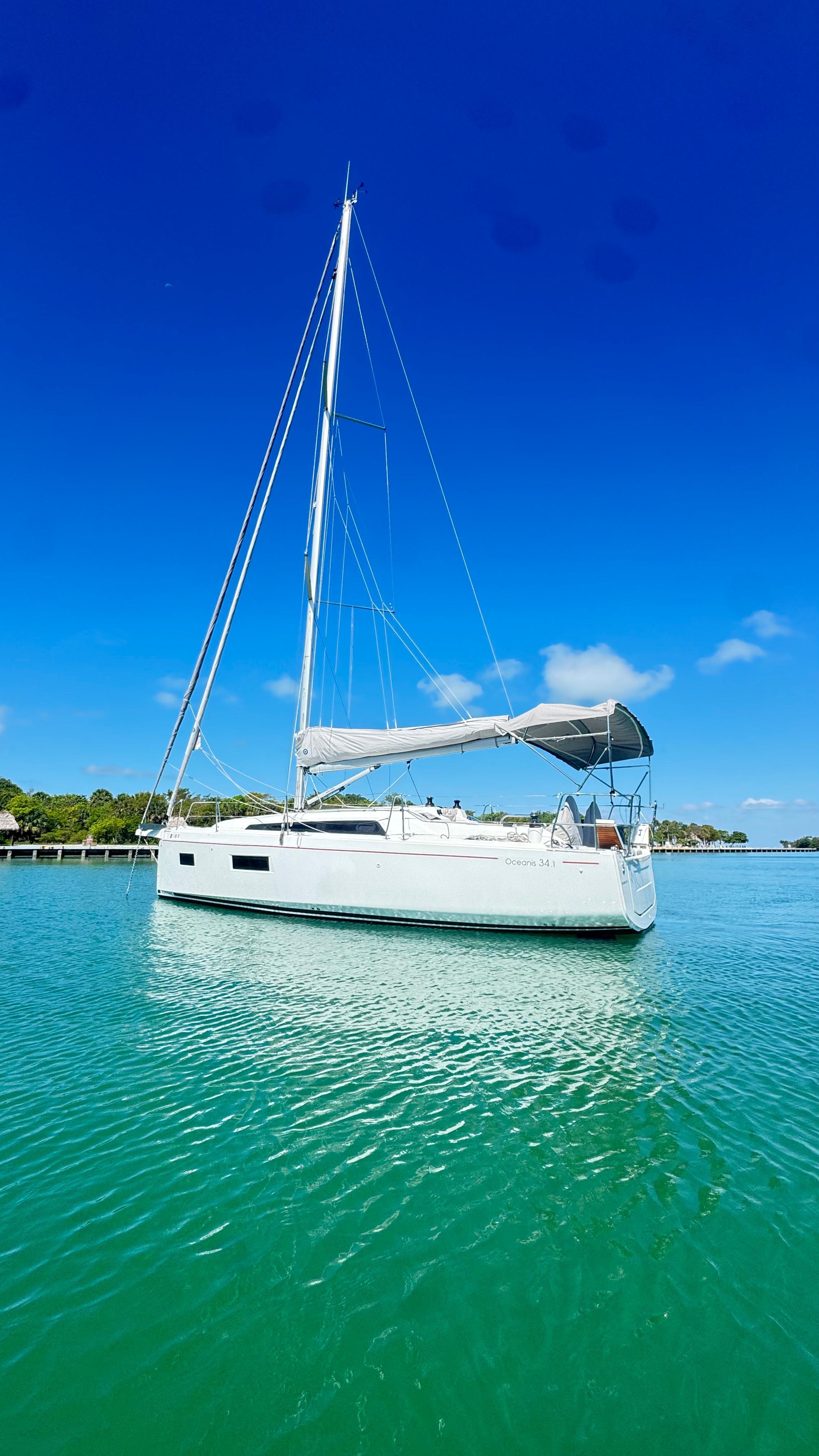 Yacht Photos Pics