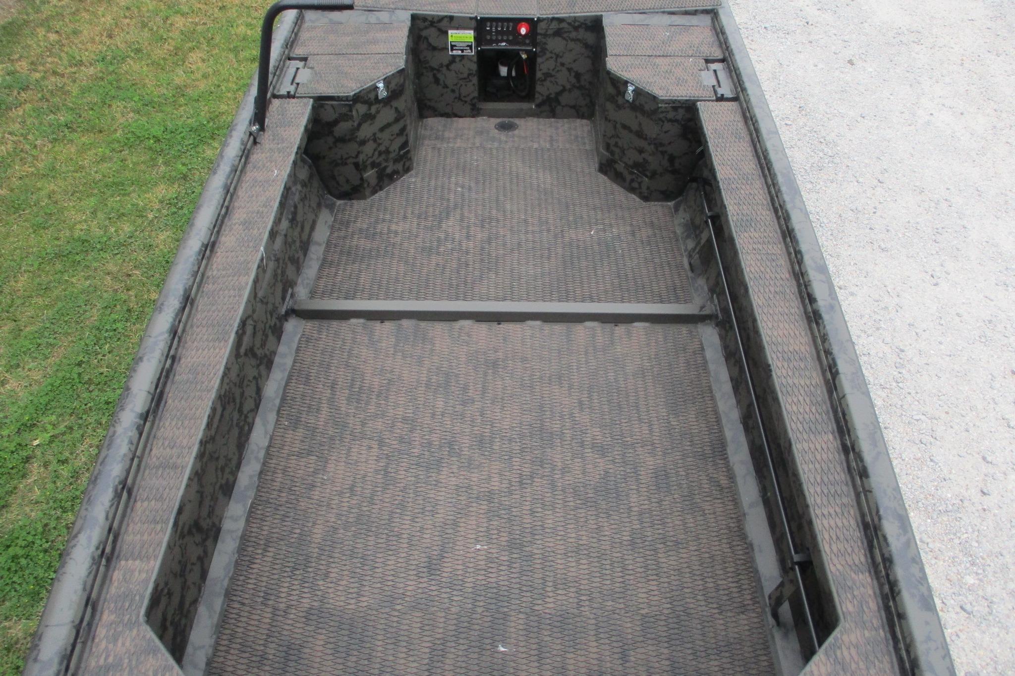 2026 Gator Tail 1854 Extreme-10