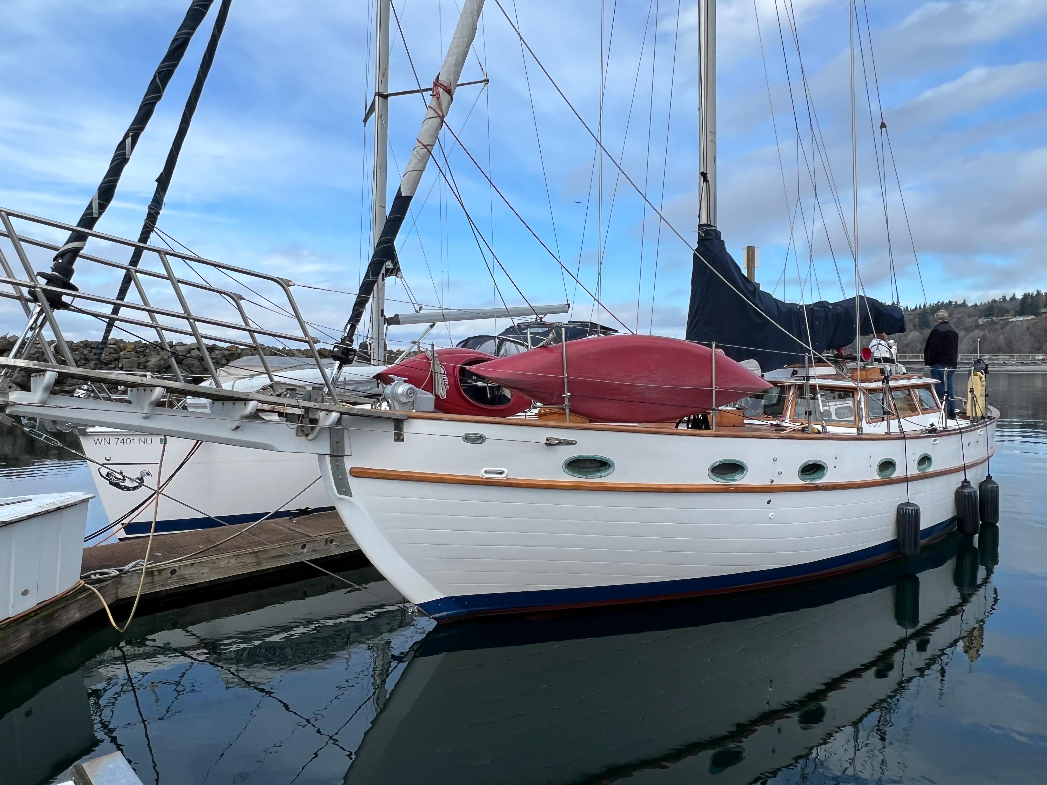 globe 38 sailboat review
