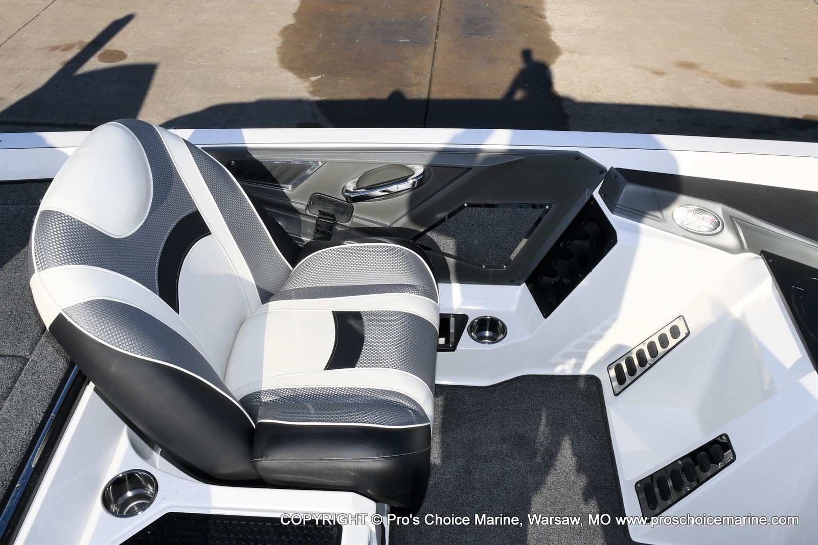 2021 Ranger Boats boat for sale, model of the boat is Z520L RANGER CUP EQUIPPED & Image # 8 of 50