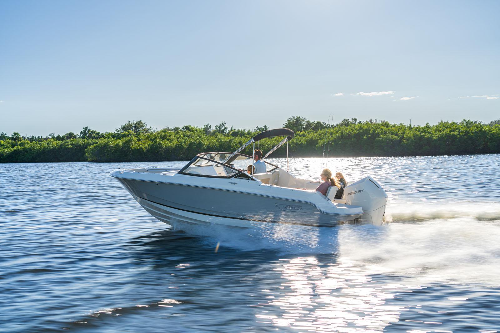 2024-boston-whaler-210-vantage-power-8935332-20250619114127727-1