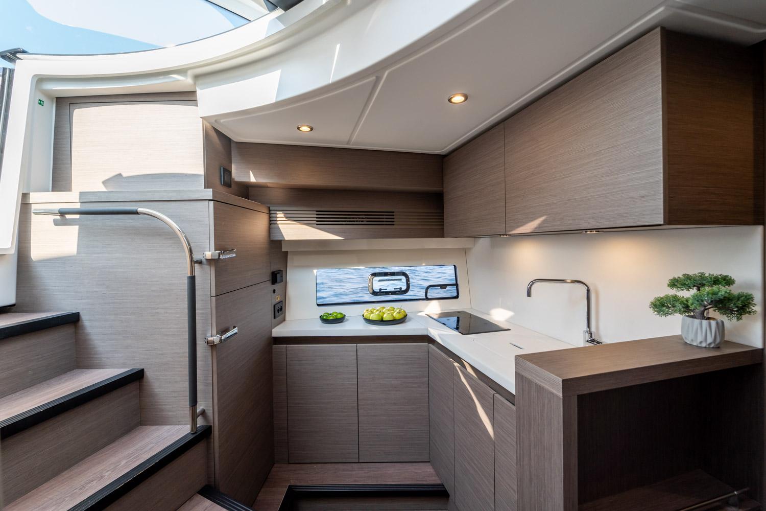 Yacht Photos Pics