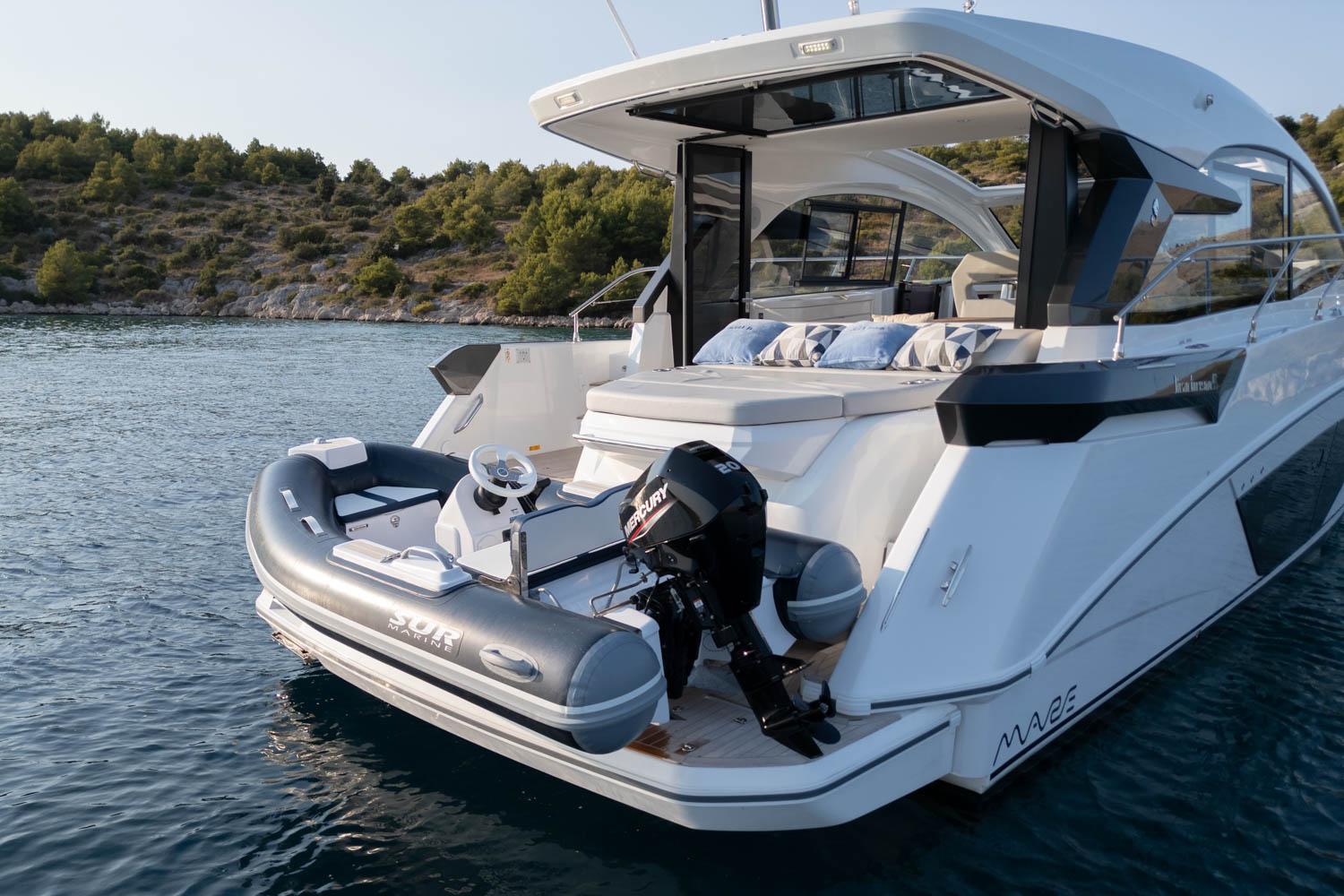 Yacht Photos Pics
