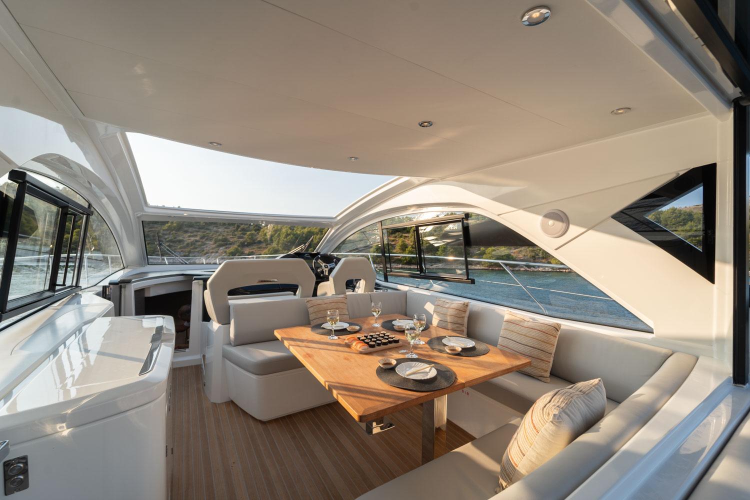 Yacht Photos Pics