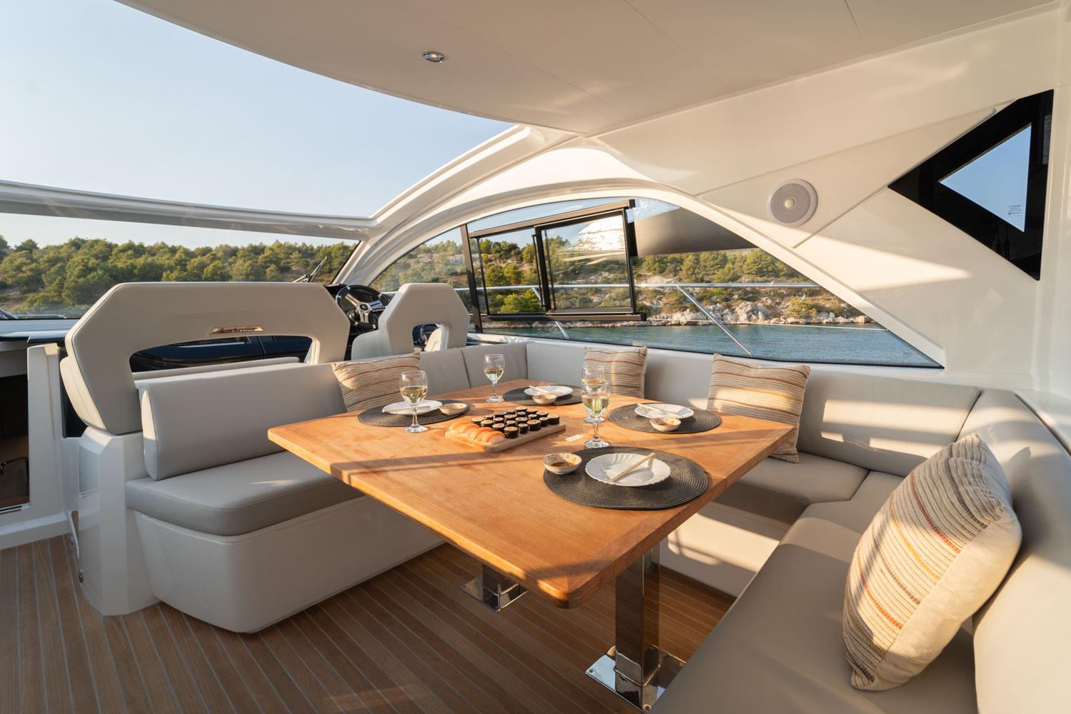 Yacht Photos Pics