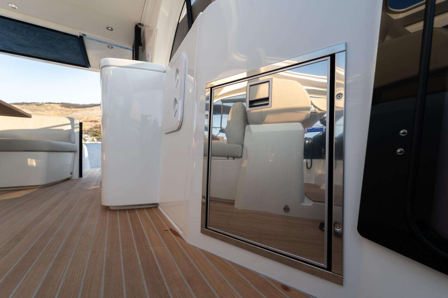 Yacht Photos Pics
