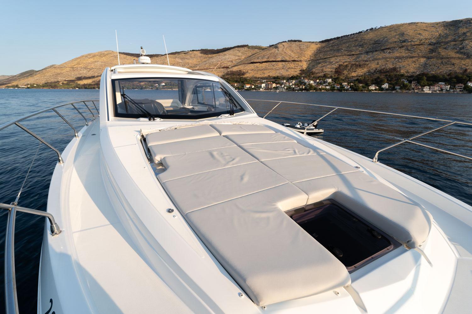 Yacht Photos Pics