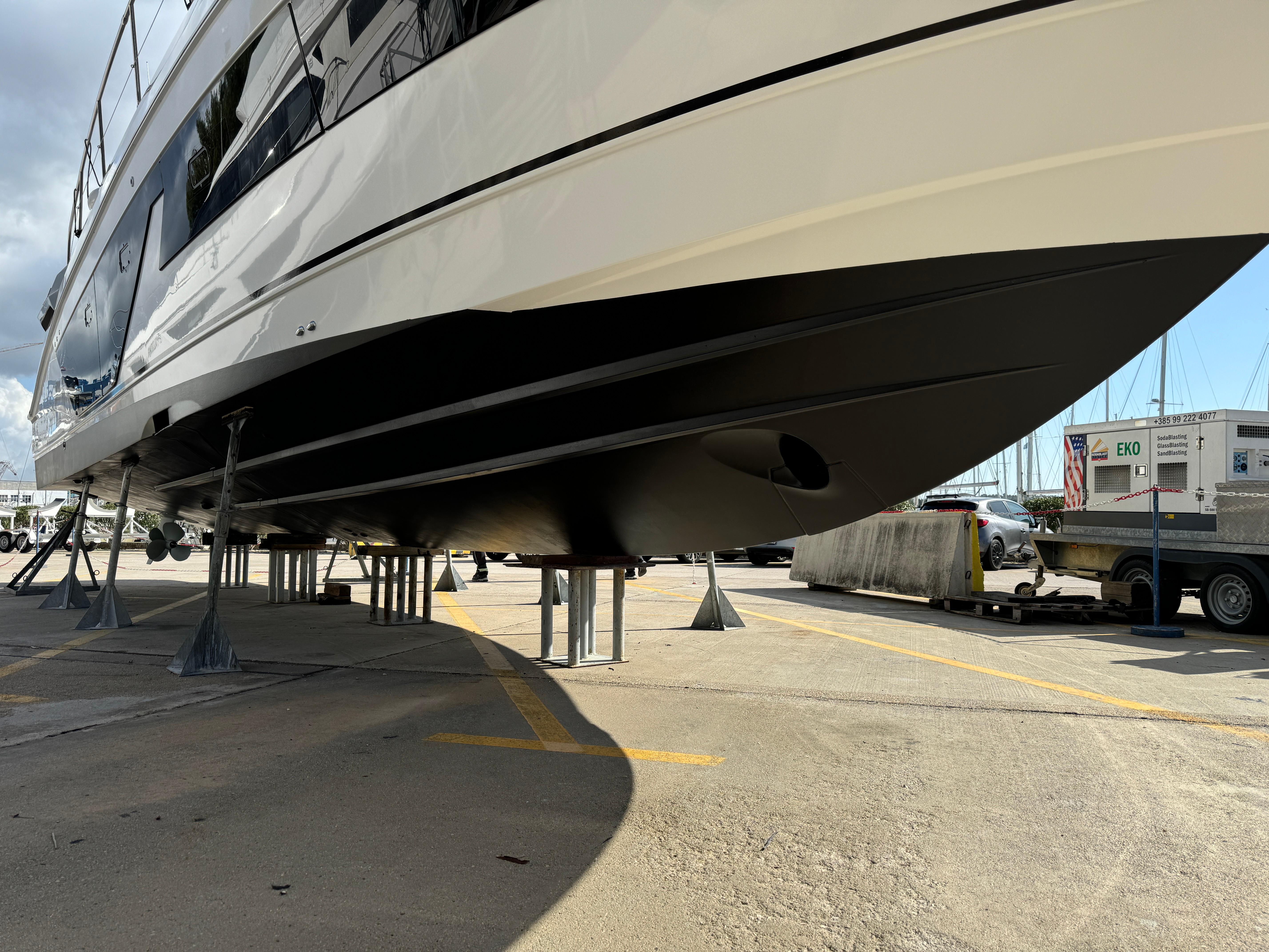 Yacht Photos Pics