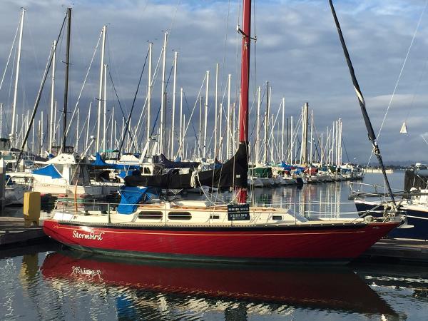 1974 Islander 36