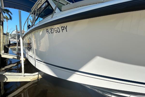 31' Boston Whaler, Listing Number 100915138, - Photo No. 11