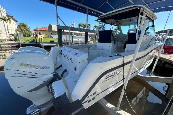 31' Boston Whaler, Listing Number 100915138, - Photo No. 1