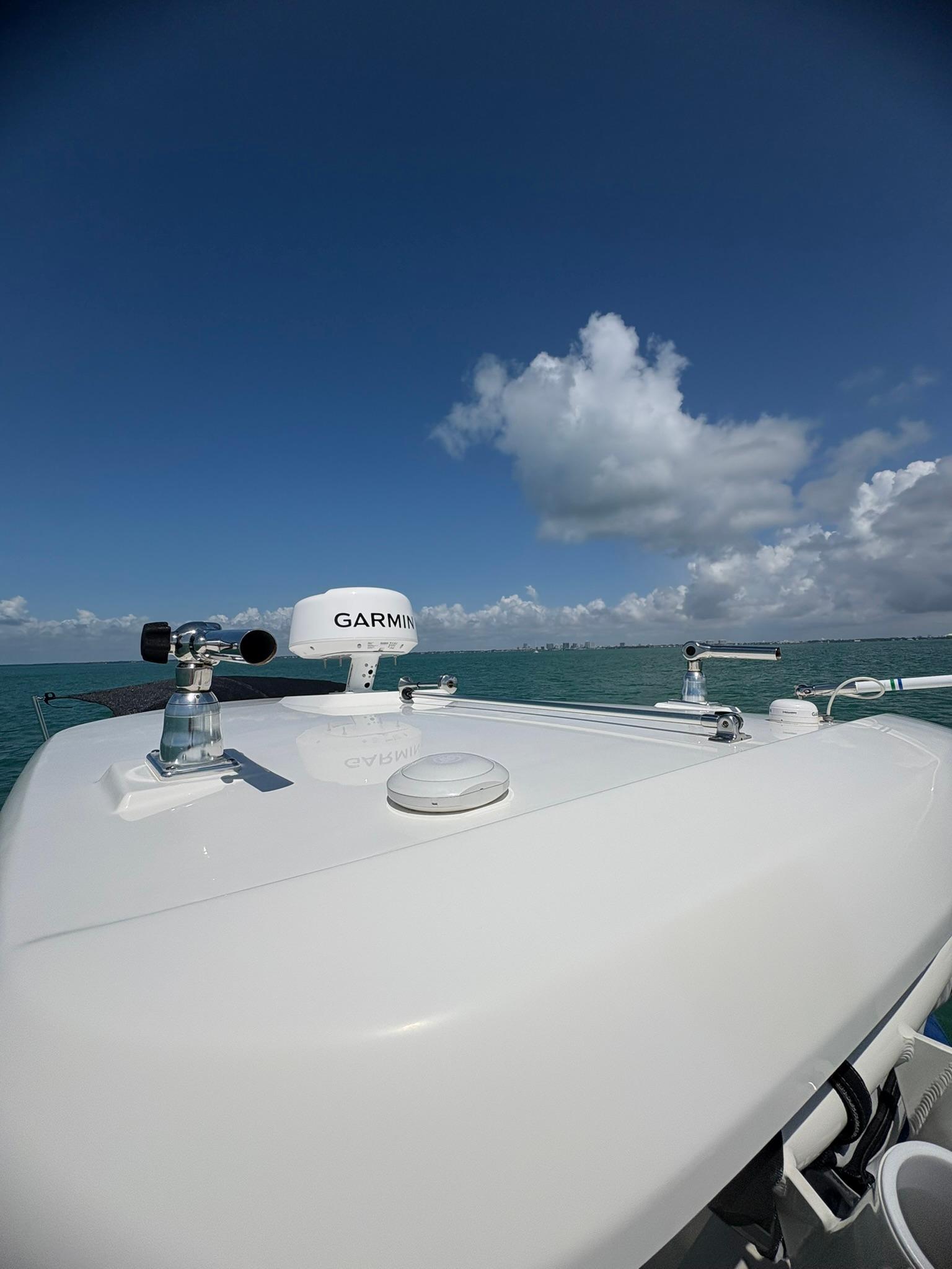 2023-boston-whaler-280-outrage-power-9785344-20250507110610761-1_XLARGE