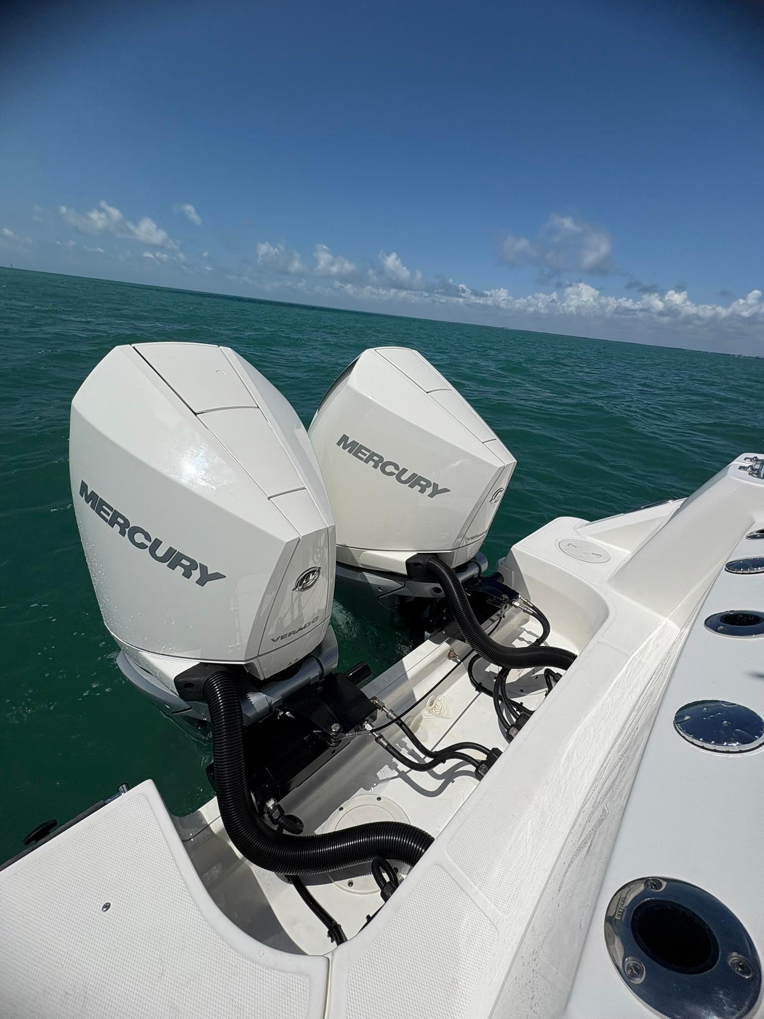 2023-boston-whaler-280-outrage-power-9785344-20250507110623826-1_XLARGE