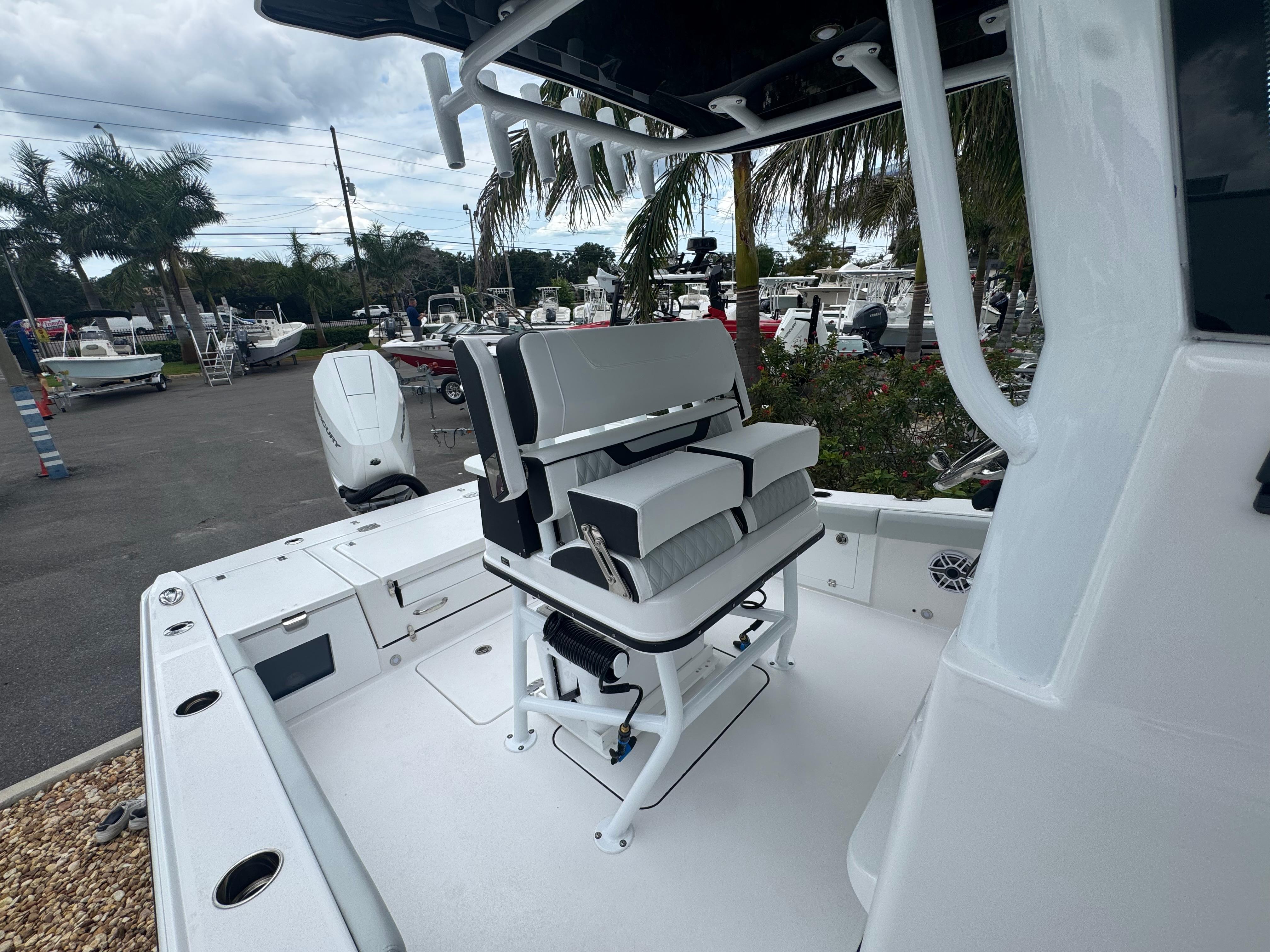 2026-blackfin-262-hb-power-9825344-20250603123927995-1_XLARGE