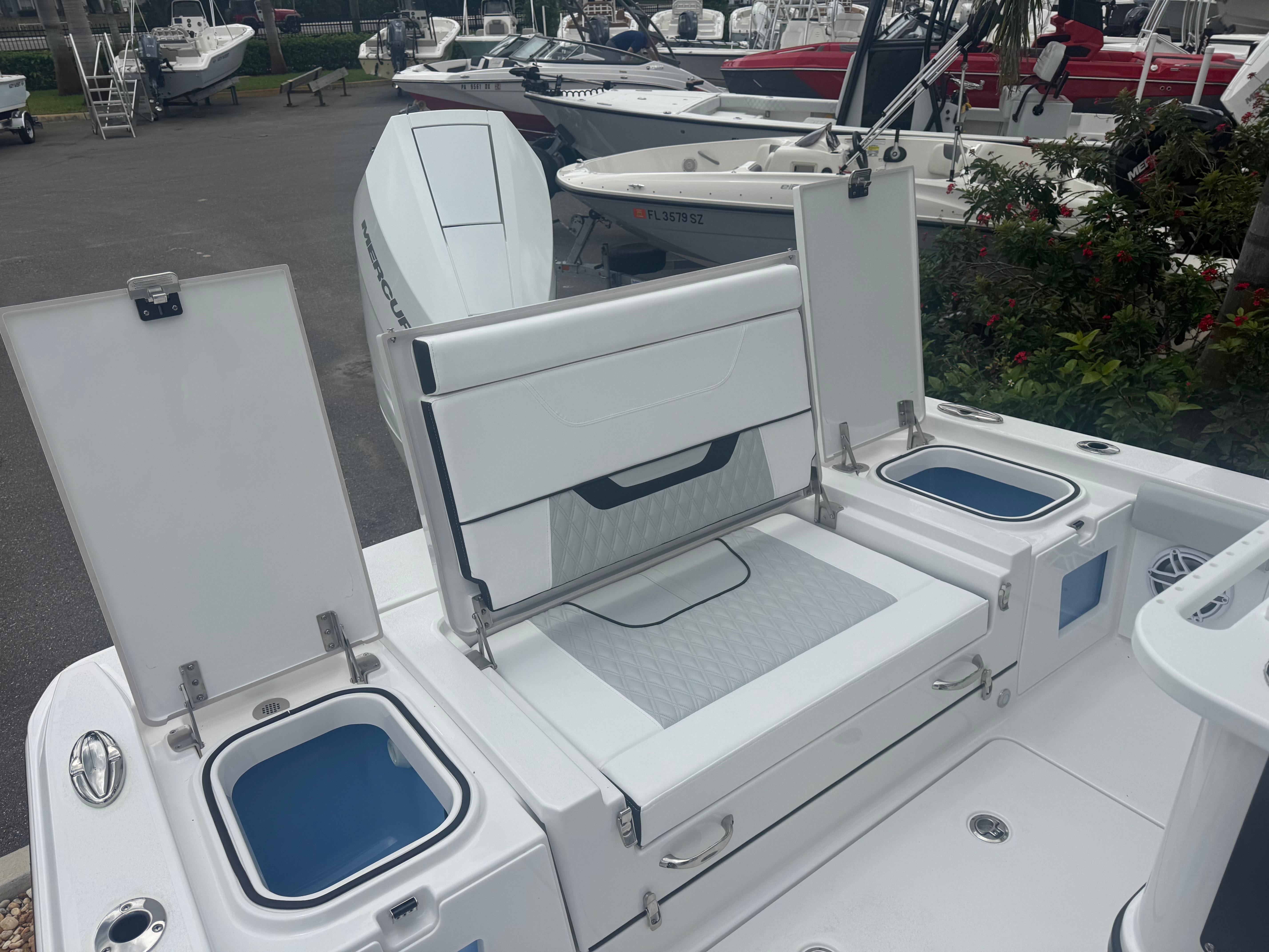 2026-blackfin-262-hb-power-9825344-20250603123946984-1_XLARGE