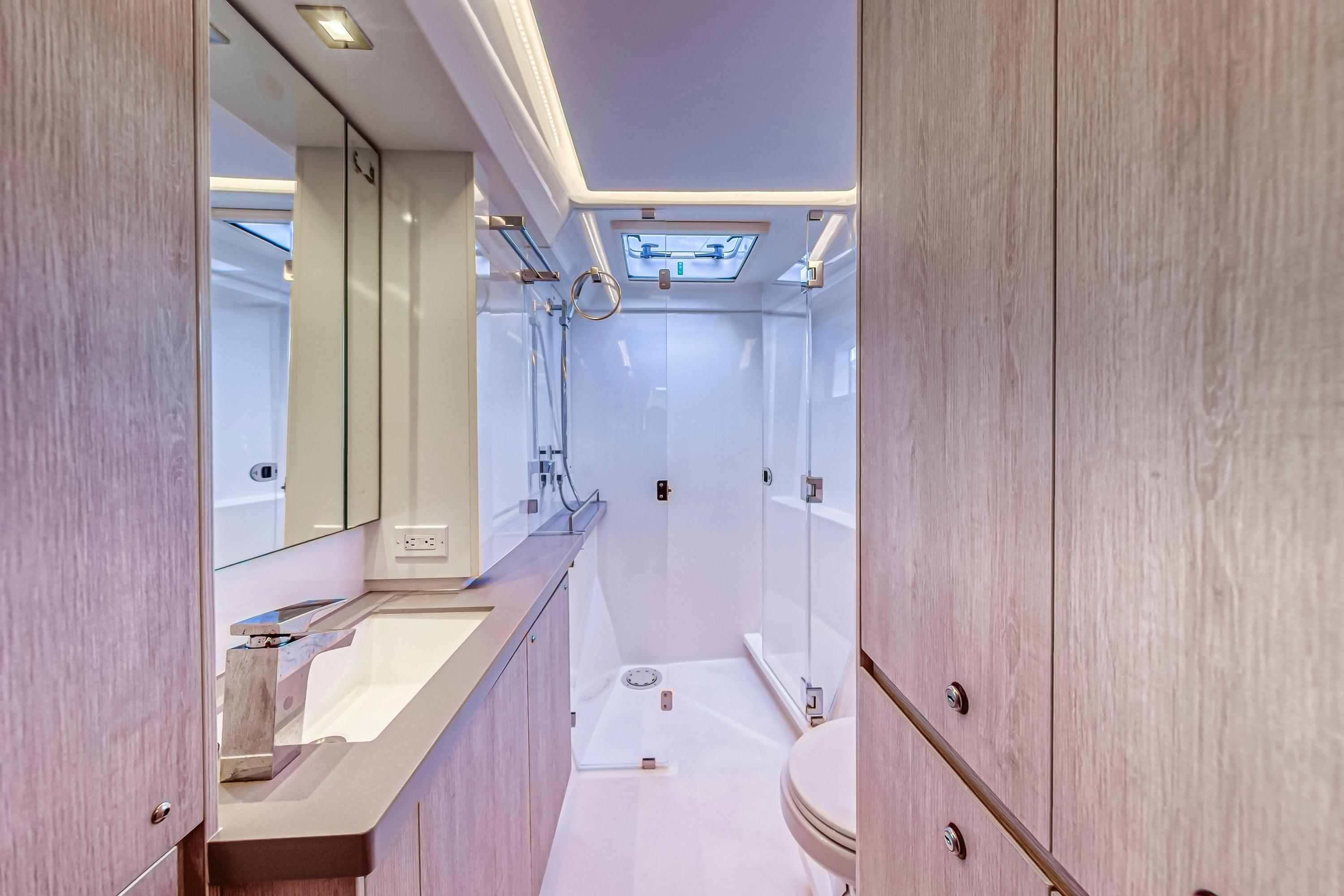 Boat image 99