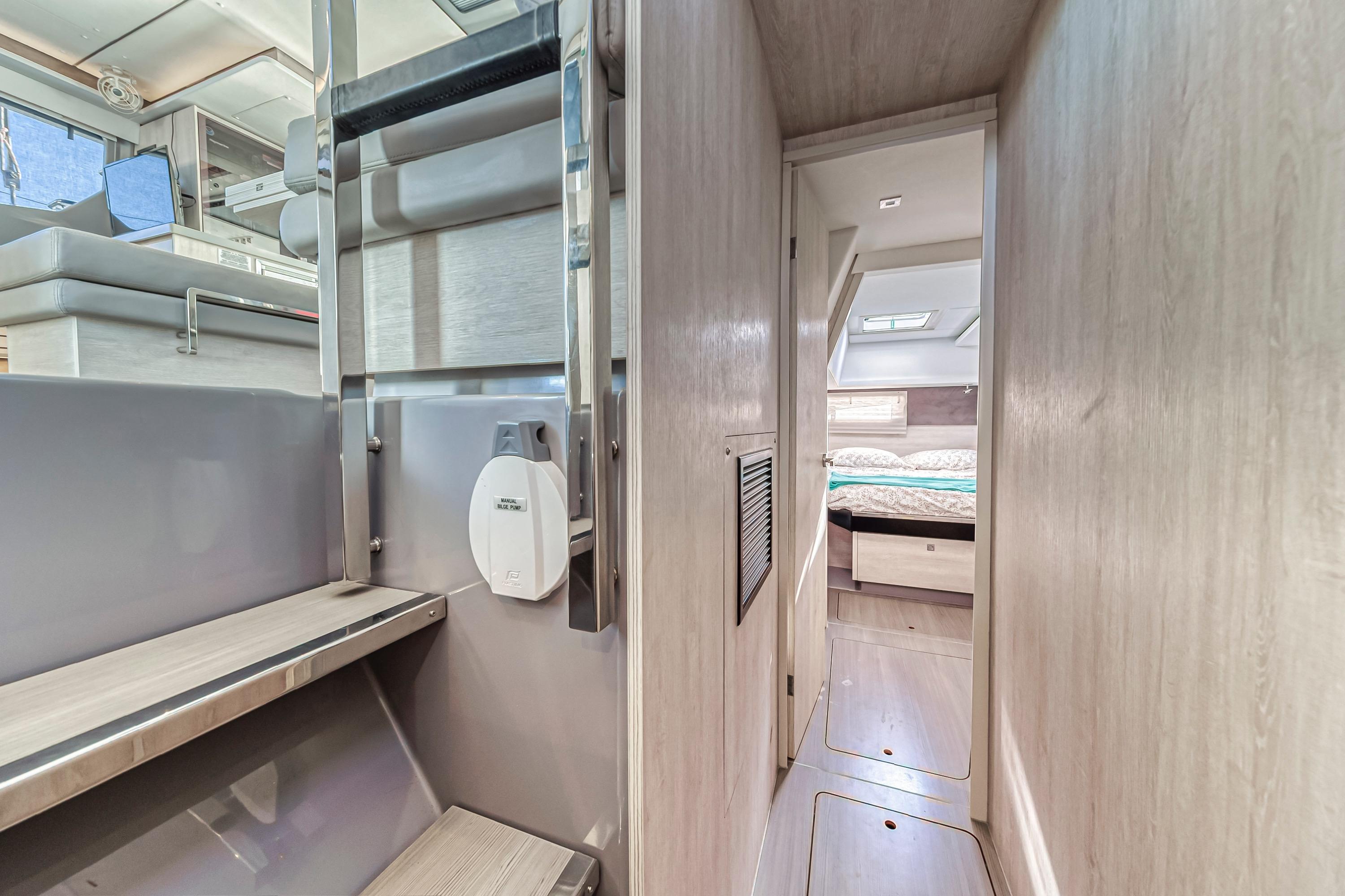 Boat image 116