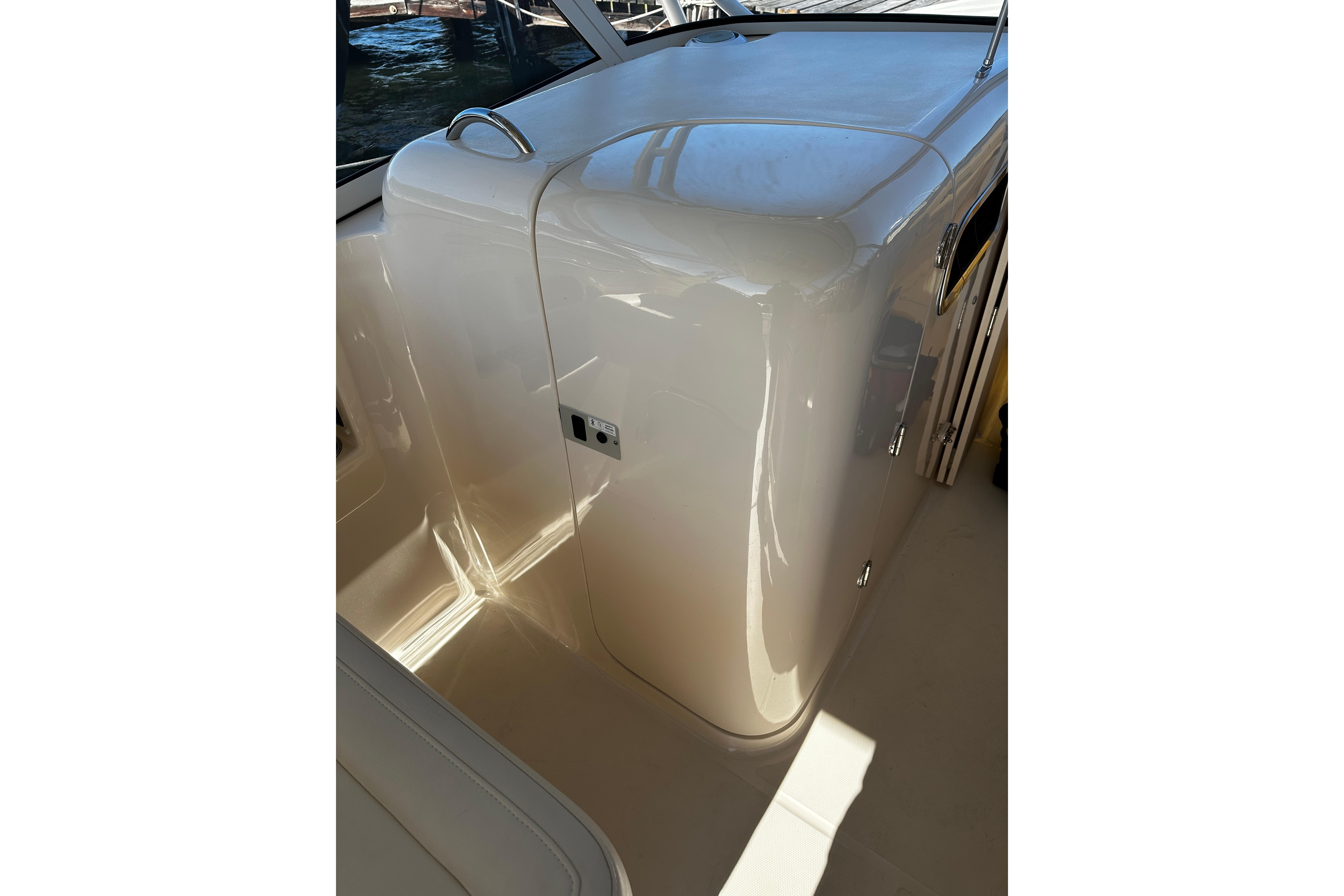2023 Grady-White Freedom 307 boat interior with sleek, glossy finish and modern design.